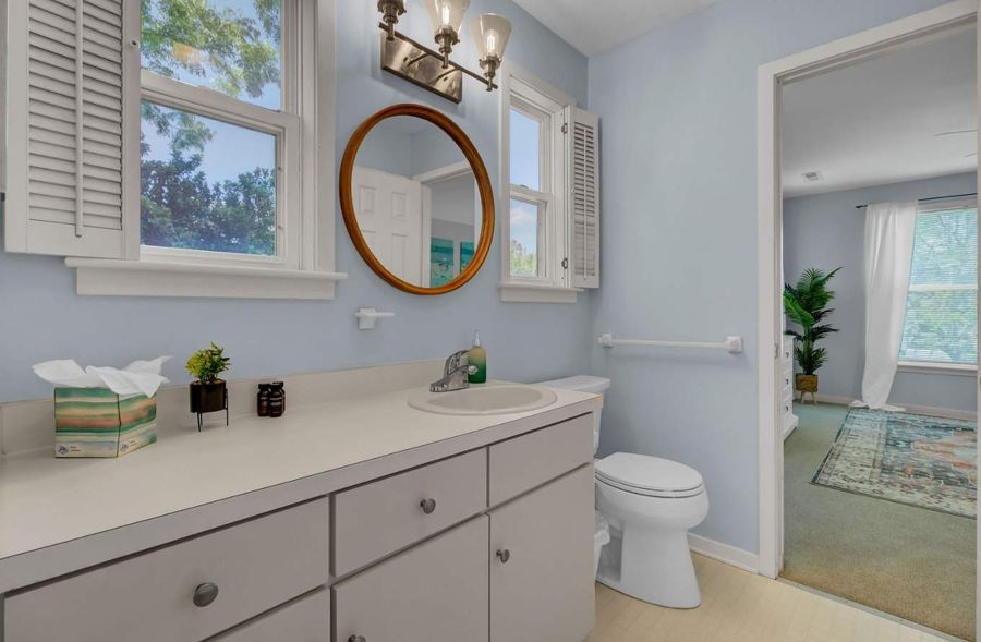 Bathroom 1: Walk-in Shower