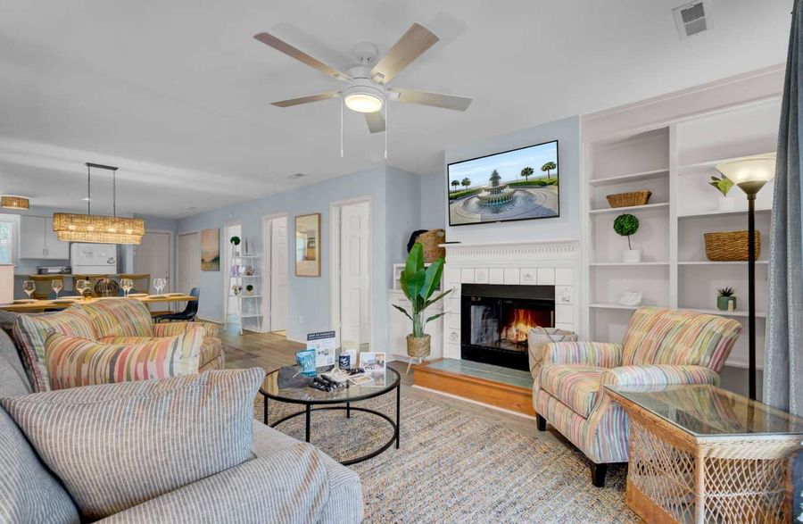 Spacious living room with plenty of seating for your group