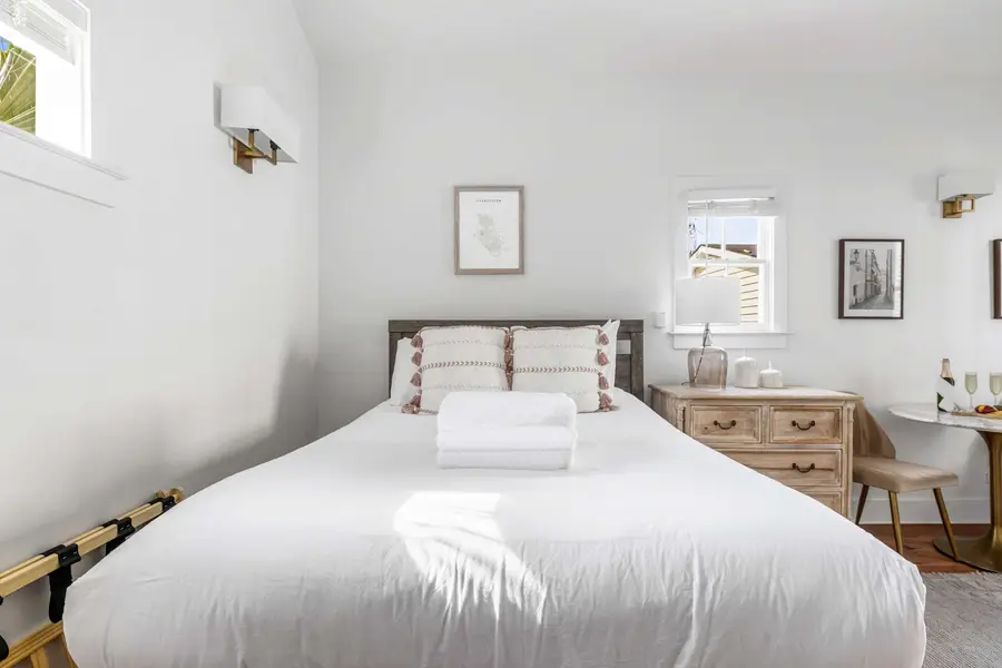 Bedroom: Queen Bed + TV + Kitchenette