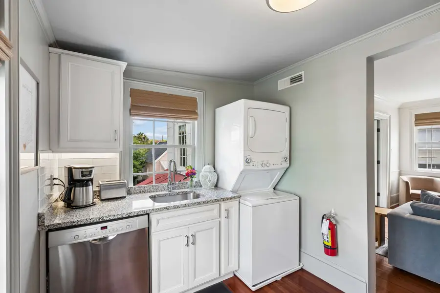 An additional washer and dryer offer extra convenience for larger groups and extended stays.