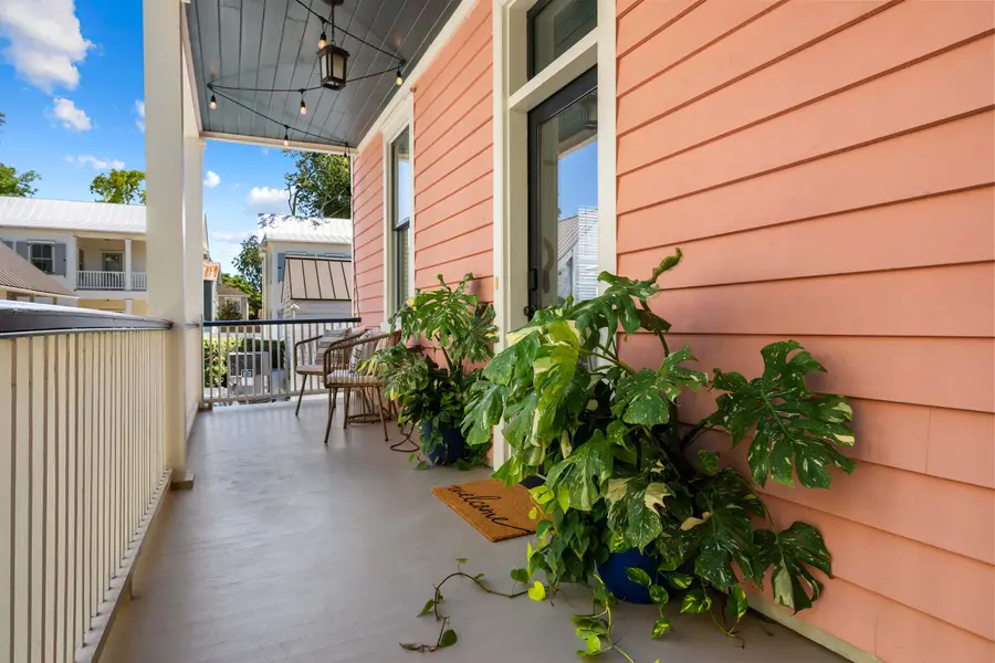 Balcony with outdoor seating space