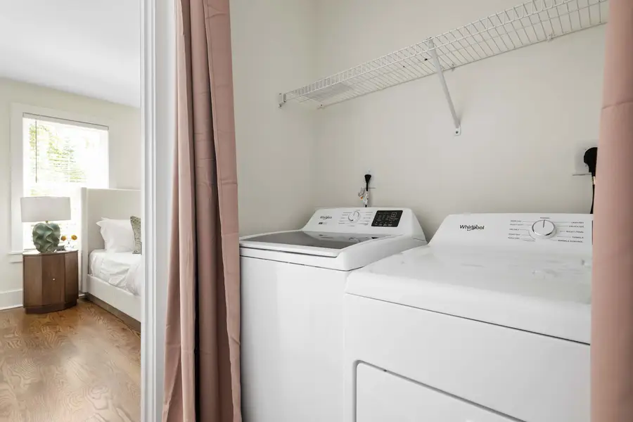 Washer + Dryer