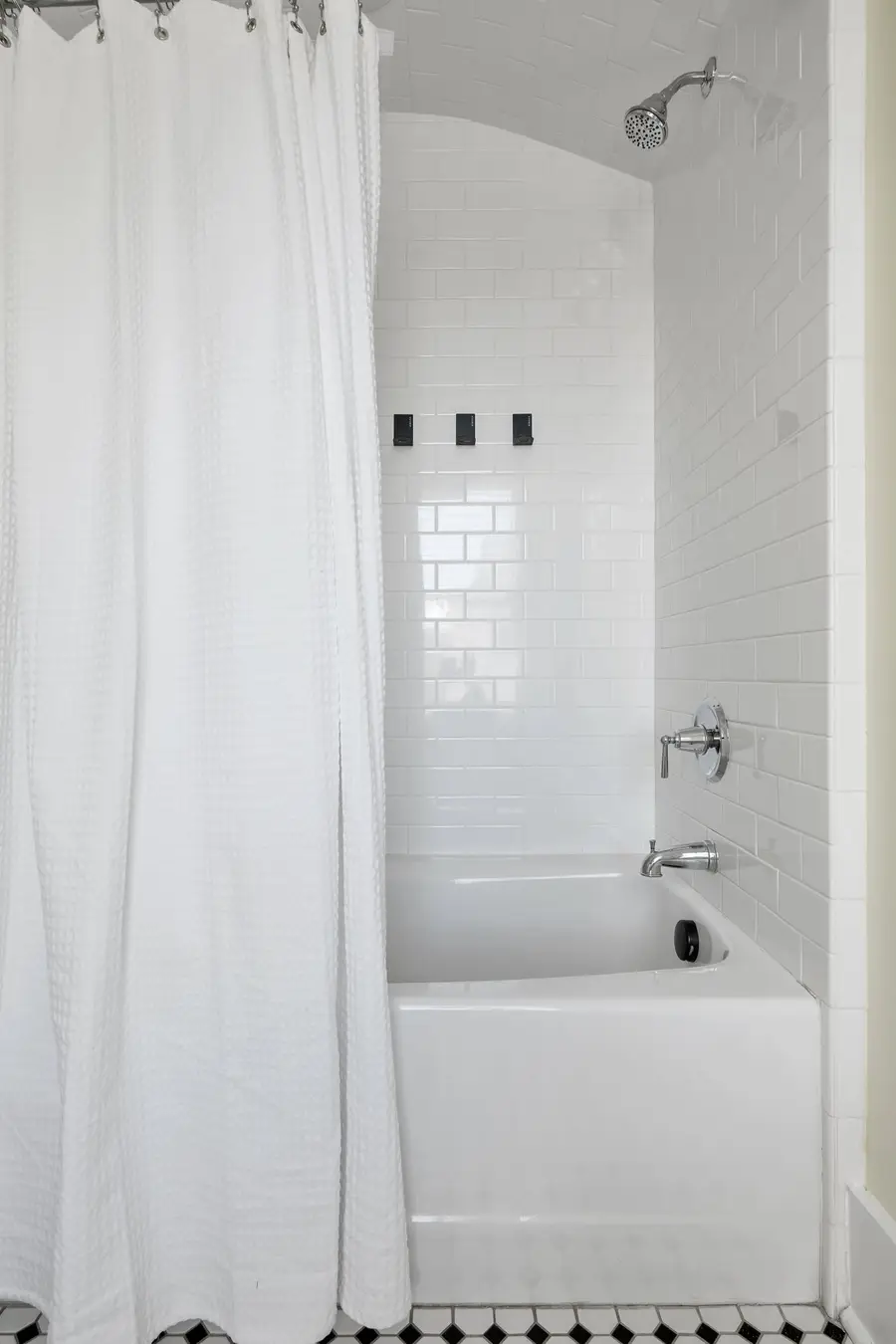 Bathroom 1: Shower/Tub