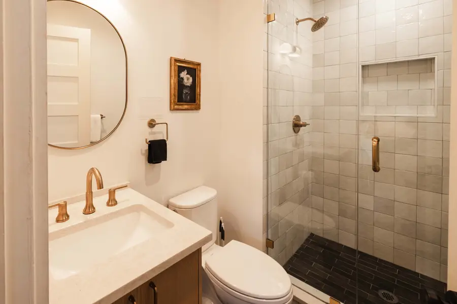 Bathroom 2: Walk-in Shower 