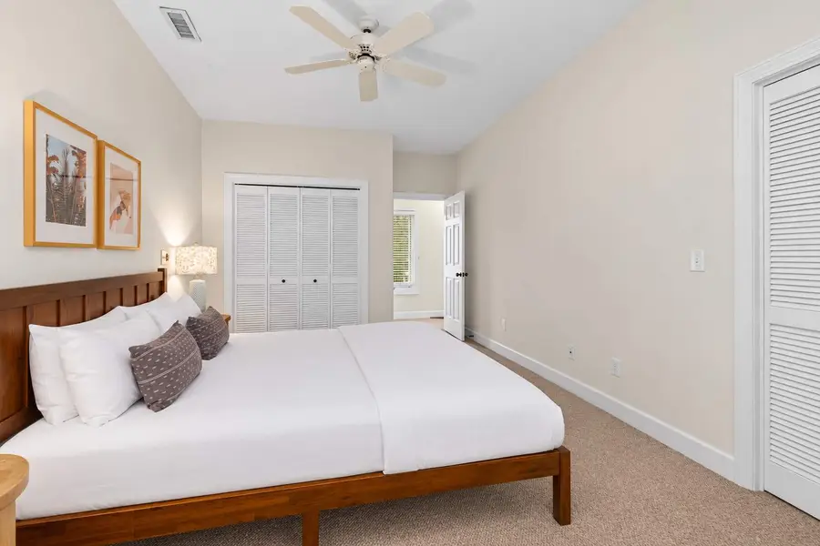 Bedroom 2: King Bed 