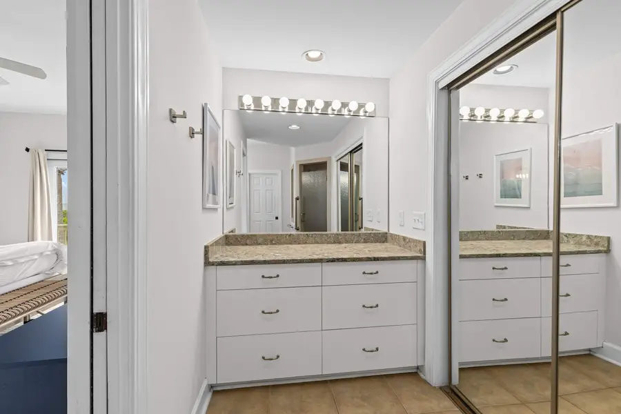 Bathroom 1: Walk-in Shower 