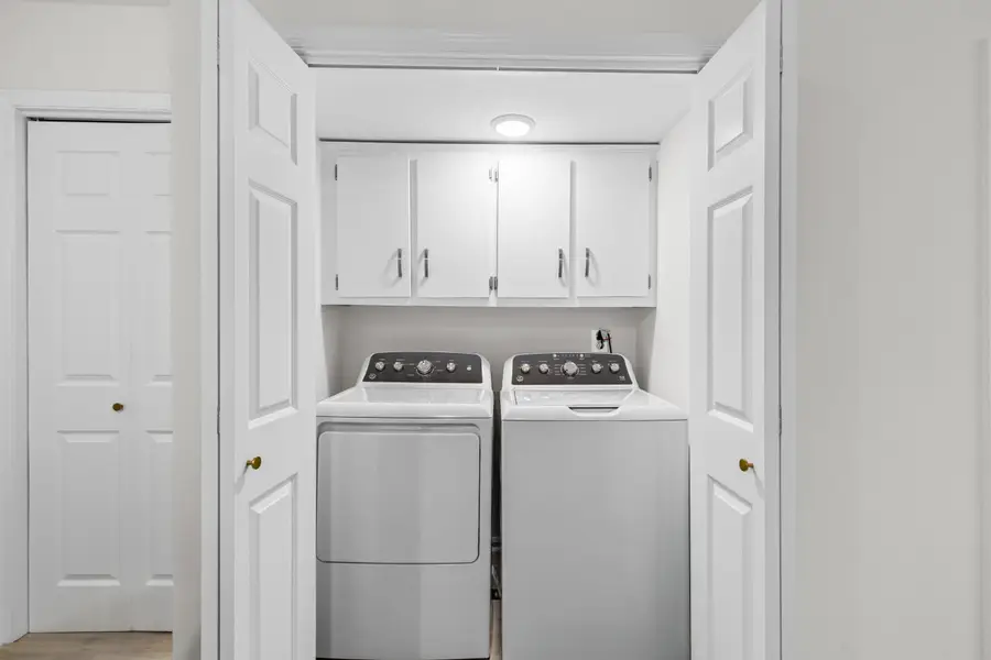 Washer + Dryer