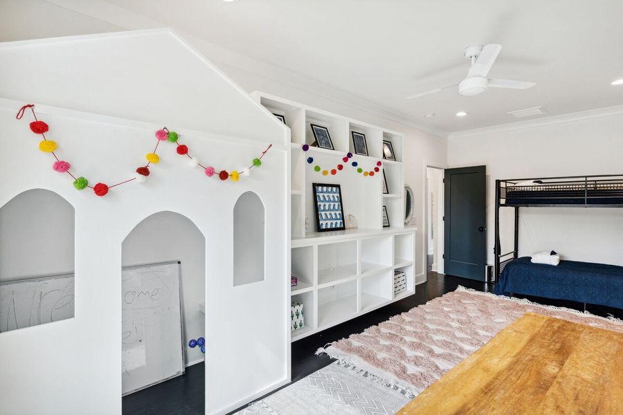 Bonus Room: Twin Bunks + Hallway Bath