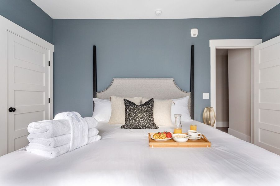 Bedroom #1: King Bed + En-suite + TV