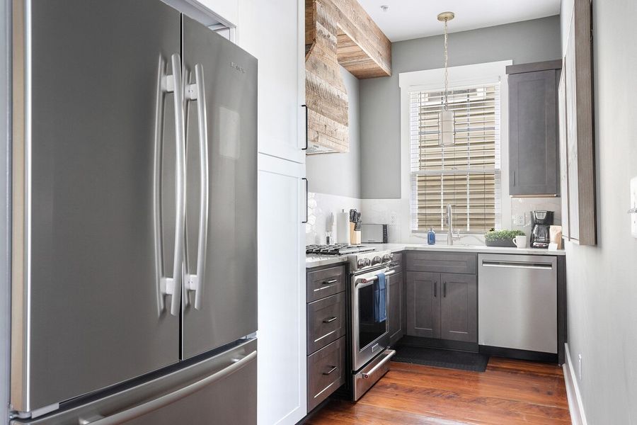 Kitchen #2: Fully stocked with everything you need