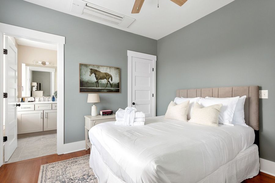 Bedroom #3: Queen Bed + En-suite + TV