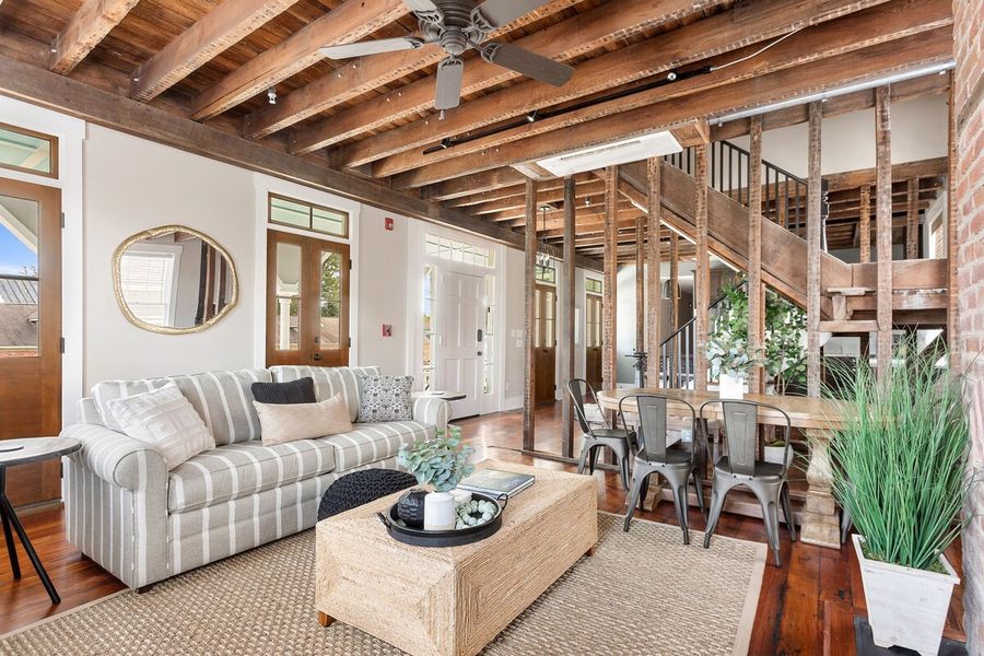 Living room #1: Plenty of seating space