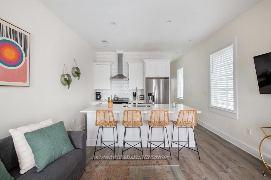 Spacious living room with seating for your entire group. Pullout Sofa for additional sleeping space