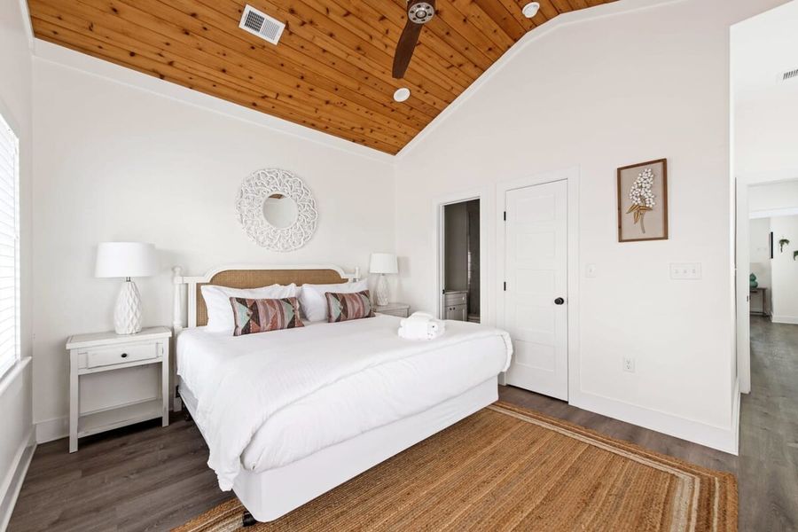 Bedroom #1: King Bed + TV + Ceiling Fan + Desk + En-Suite