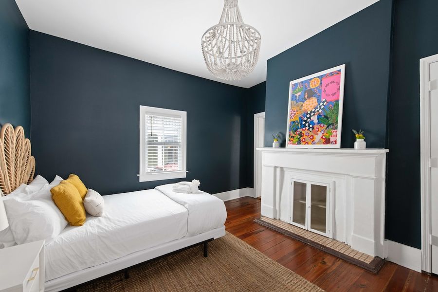 Bedroom #1: Queen Bed + TV