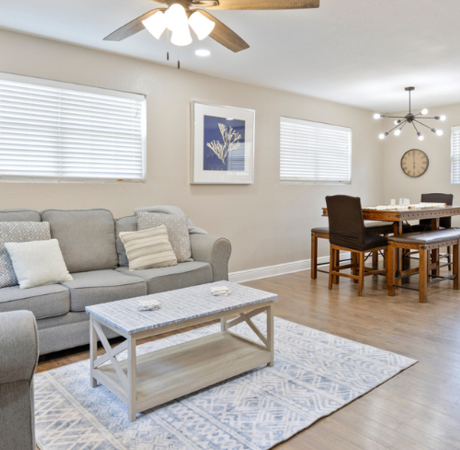 Interior of Rockledge vacation rental from Beachside Vacation Rentals.